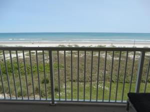 Afbeelding uit fotogalerij van Spanish Main 66- Direct Oceanfront Condo! in Cocoa Beach