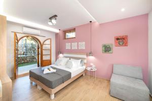 Postel nebo postele na pokoji v ubytování Cretan Lux Villa Heated Pool
