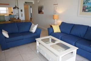 Ảnh trong thư viện ảnh của WOW! Updated Oceanfront, Pool Front Spanish Main Condo 45! ở Cocoa Beach