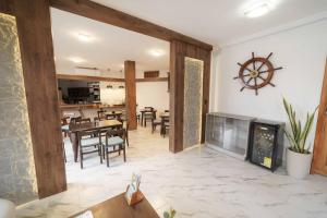 Kuchyň nebo kuchyňský kout v ubytování Hotel Santa Fe