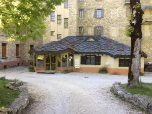 Budova, v ktorej sa apartmán nachádza