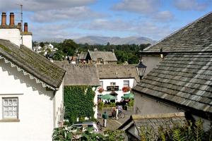 a view of a town with buildings and a street at Fair Cop in Hawkshead