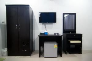 TV a/nebo společenská místnost v ubytování Lanta Memory Resort - SHA Plus