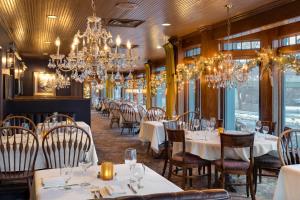 Restaurace v ubytování Nicollet Island Inn