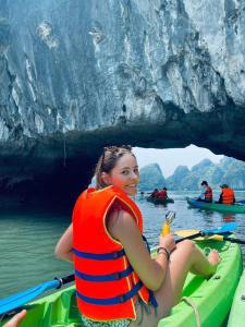 Gallery image of Bee lucky homestay in Cat Ba +160 photos