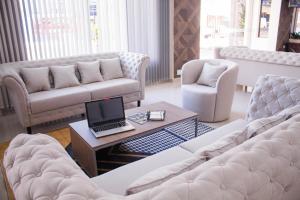 Posezení v ubytování Liebling Hotel Ciudad del Este