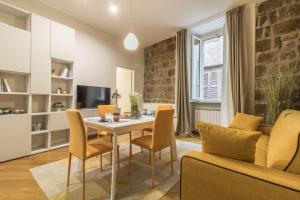 TV a/nebo společenská místnost v ubytování Tuscus Apartments