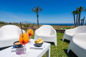 Nápoje v ubytování Hotel Capo Campolato