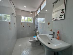 Φωτογραφία από το άλμπουμ του Soul Hostels, Varkala - Black Beach σε Varkala