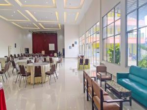 En restaurang eller annat matställe på OYO 91946 Hotel Gajah Mada Indah