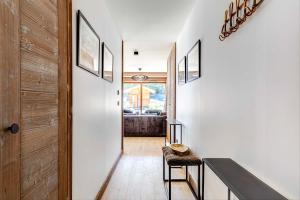 Posedenie v ubytovaní 4-room apartment with garden, gym and shared spa