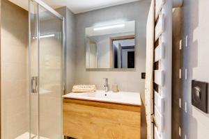 Kúpeľňa v ubytovaní 4-room apartment with garden, gym and shared spa