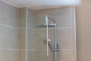 Koupelna v ubytování Greek Sky - New modern apartment with shared pool