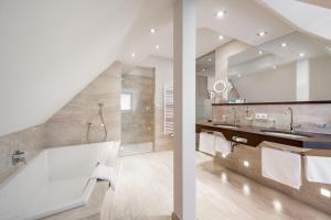 Koupelna v ubytování Hotel Garni Christine