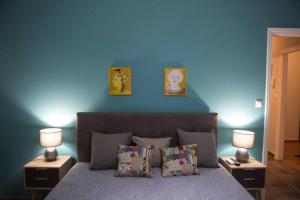 Postel nebo postele na pokoji v ubytování Acropolis museum deluxe apartment