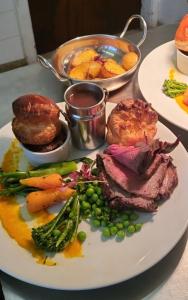 Gallery image of The Grey Gull Hotel in Ardrishaig