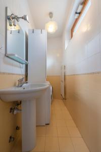 Kúpeľňa v ubytovaní Heart Centre Milan Navigli 3 Levels Apartment