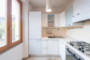 Kuchyňa alebo kuchynka v ubytovaní Heart Centre Milan Navigli 3 Levels Apartment