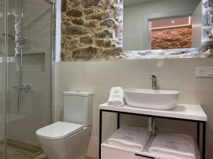 A bathroom at Morada Atlántica