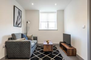 Ruang duduk di Lovely Compact 1 Bed Apartment in Leeds