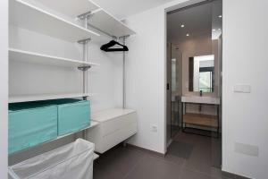 Kúpeľňa v ubytovaní CH Villa Skyline La Marquesa Golf (Ciudad Quesada)