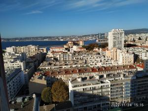 Zdjęcie z galerii obiektu studio vue imprenable sur marseille w Marsylii