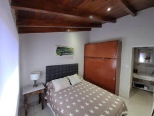 Katil atau katil-katil dalam bilik di CORDOBA AEROPUERTO KEMPES QUORUM HOSPITAL ALLENDE PRIVADO Siglo XXI Universidad PASCAL Templo Mormon de Villa Belgrano