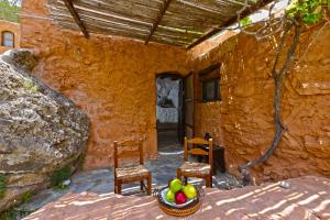 Photo de la galerie de l'établissement Aspros Potamos, à Makry Gialos