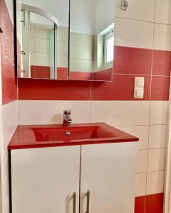 A bathroom at House Marina