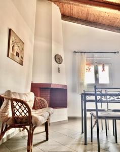 A seating area at House Marina