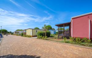 Gallery image of Mobile home Doron MH5606 Park Umag in Karigador
