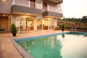Bazén v ubytování Hotel Wayfarer nebo v jeho okolí