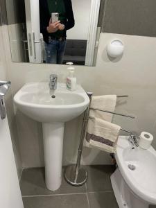 A bathroom at Holiday apartament