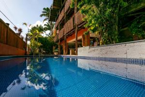Bazén v ubytování Safari Natal Beach Hotel nebo v jeho okolí