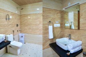 Bathroom sa North Deodar Avenue, Manali