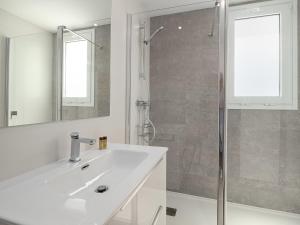 A bathroom at Magnificent penthouse with panoramics views
