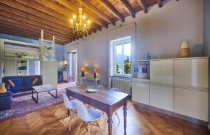 Kuchyňa alebo kuchynka v ubytovaní Design Loft in Villa Magnolia