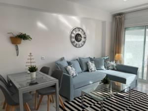 Posezení v ubytování SUNLIGHT BEACH Apartment 2 bedrooms + 37 fotografií