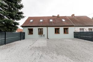 Budynek, w którym mieści się apartament