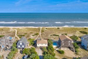 Gallery image of Big Break 982 in Waves +24 photos
