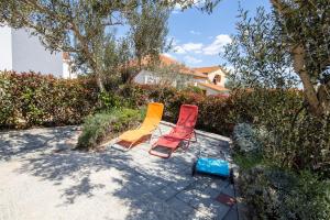 Zahrada ubytování Apartments by the sea Pasman - 8274