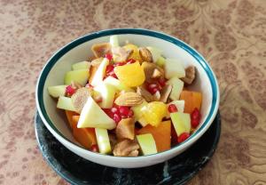 Makanan di atau berdekatan hotel