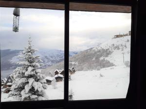 Chalet cosy 4 pers à 800m des pistes - TV, kitchenette équipée, navette gratuite vacances. - FR-1-457-308 v zime