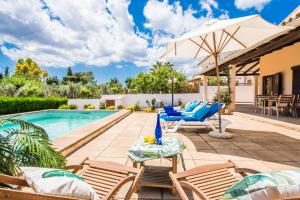 Bazén v ubytování Ideal Property Mallorca - Ca na Tonina nebo v jeho okolí