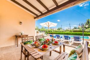 Bazén v ubytování Ideal Property Mallorca - Ca na Tonina nebo v jeho okolí
