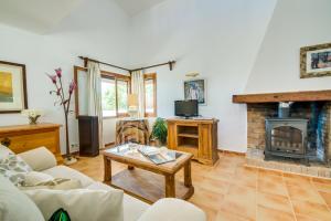TV a/nebo společenská místnost v ubytování Ideal Property Mallorca - Ca na Tonina