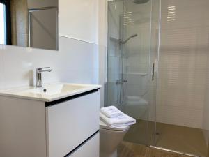 A bathroom at Morada Atlántica