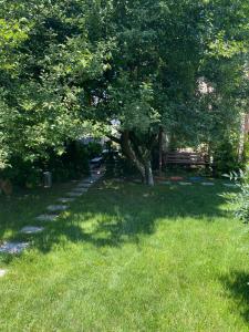 Kép Cozy Villa with Backyard and Fireplace in Sapanca szállásáról Sapancában a galériában Még 24 kép