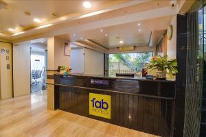 Vstupní hala nebo recepce v ubytování FabHotel SR Wakad - Nr Mall of Millenium