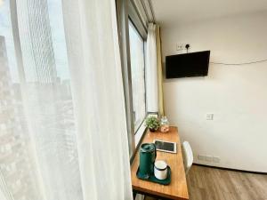 Μια τηλεόραση ή/και κέντρο ψυχαγωγίας στο Yesinn @YMT